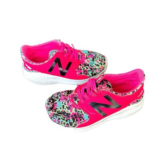 New Balance Little Girls' FuelCore Coast Sneakers Size 7 Pink Rainbow - Picture 1 of 11